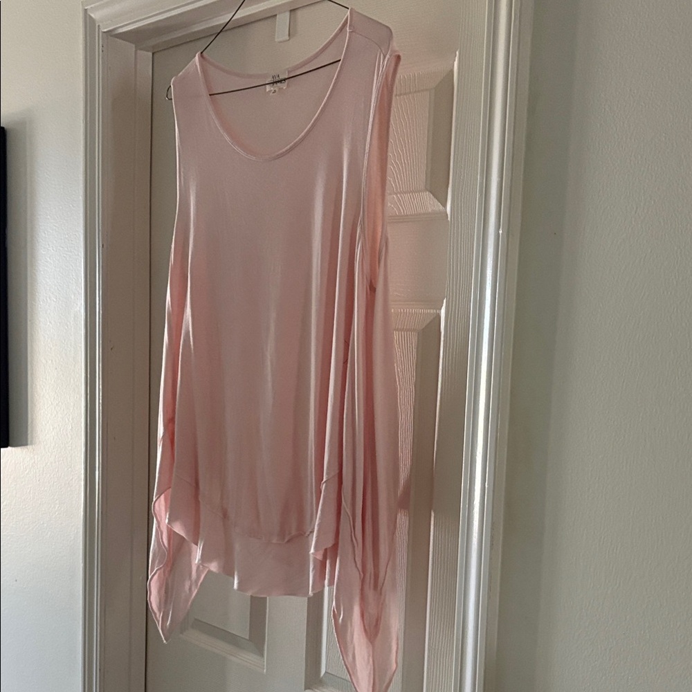 Elegant Pink Women's Tank Top